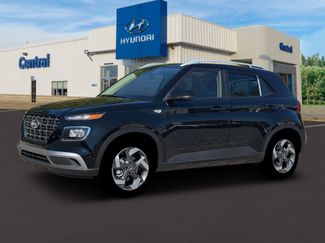 New 2026 Hyundai Venue SEL video 2