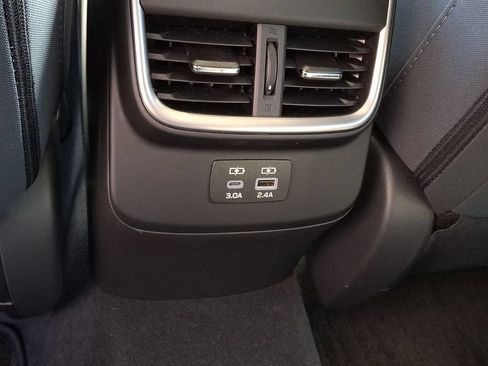 Certified 2025 Subaru Outback Premium AWD/4WD image 12