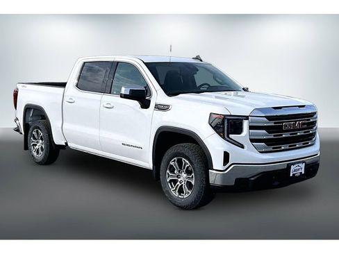New 2026 GMC Sierra 1500 SLE image 2