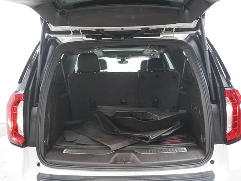 Used 2021 GMC Yukon XL Denali AWD/4WD image 17