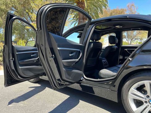 Used 2018 BMW 330i Sedan RWD image 71