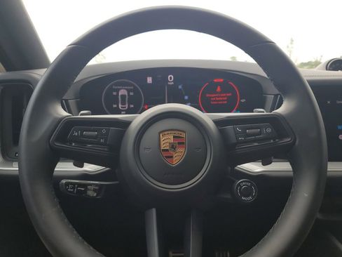 Used 2026 Porsche Cayenne S AWD/4WD image 19