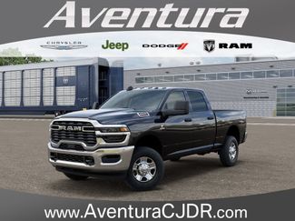 New 2025 RAM 2500 Tradesman w/ Chrome Appearance Group AWD/4WD 360° Tour