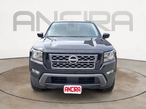 Used 2024 Nissan Frontier SV image 7