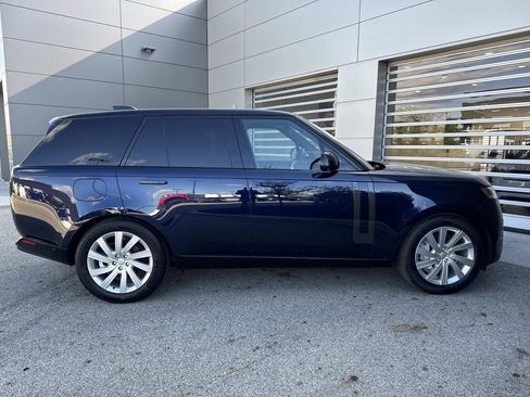 Certified 2023 Land Rover Range Rover SE AWD/4WD image 9