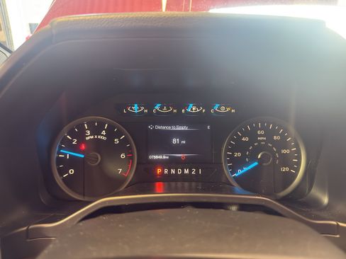 Used 2016 Ford F150 XLT w/ Equipment Group 302A Luxury AWD/4WD image 18