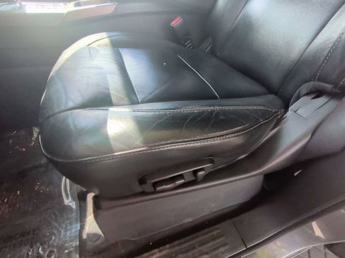Used 2014 Nissan Armada Platinum w/ 2nd Row Captain Seat Package AWD/4WD image 13