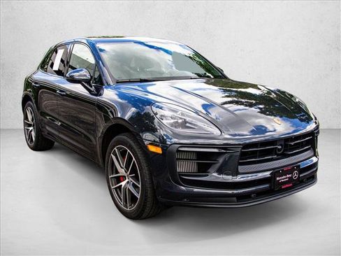 Used 2022 Porsche Macan S AWD/4WD image 3