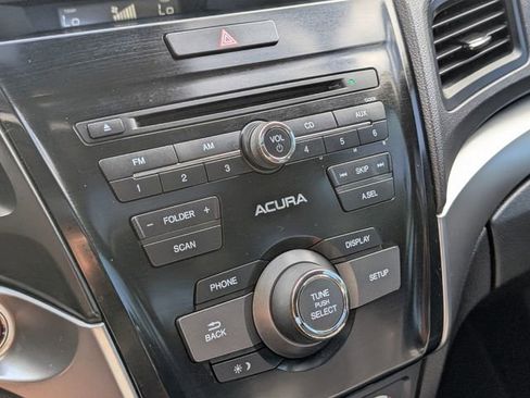Used 2017 Acura ILX FWD image 29