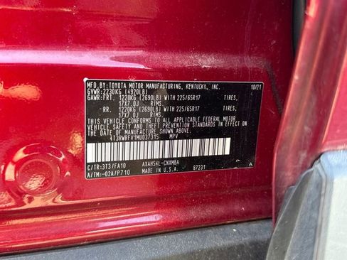 Used 2021 Toyota RAV4 XLE w/ Convenience Package AWD/4WD image 23