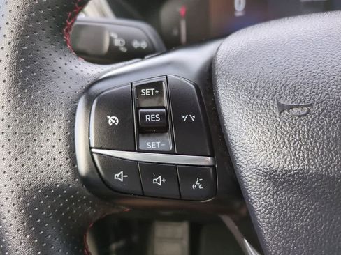 Used 2025 Ford Escape ST-Line AWD/4WD image 22