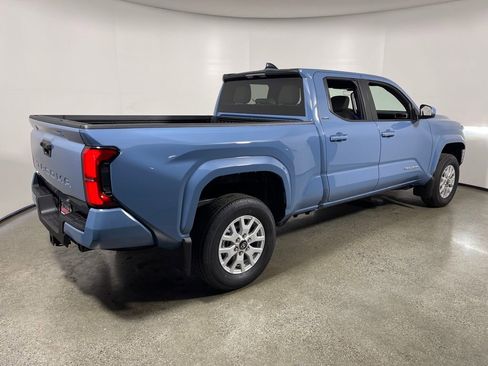 New 2026 Toyota Tacoma SR5 image 3