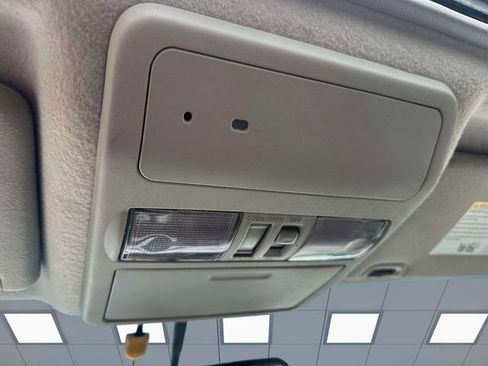 Used 2013 Nissan Frontier SL w/ Moonroof Pkg AWD/4WD image 30