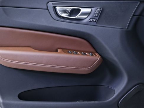 Certified 2023 Volvo XC60 B5 Plus w/ Protection Package Premier AWD/4WD image 8