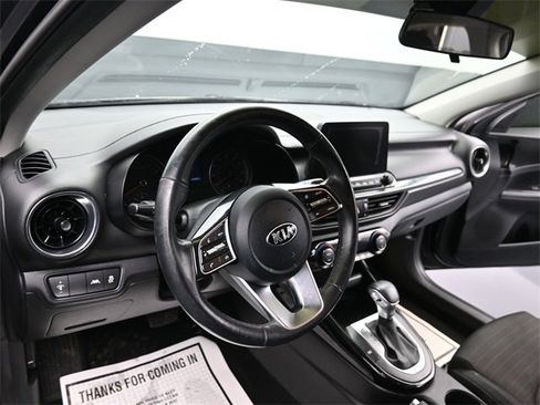 Used 2019 Kia Forte S image 6