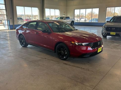 New 2025 Honda Accord SE image 7