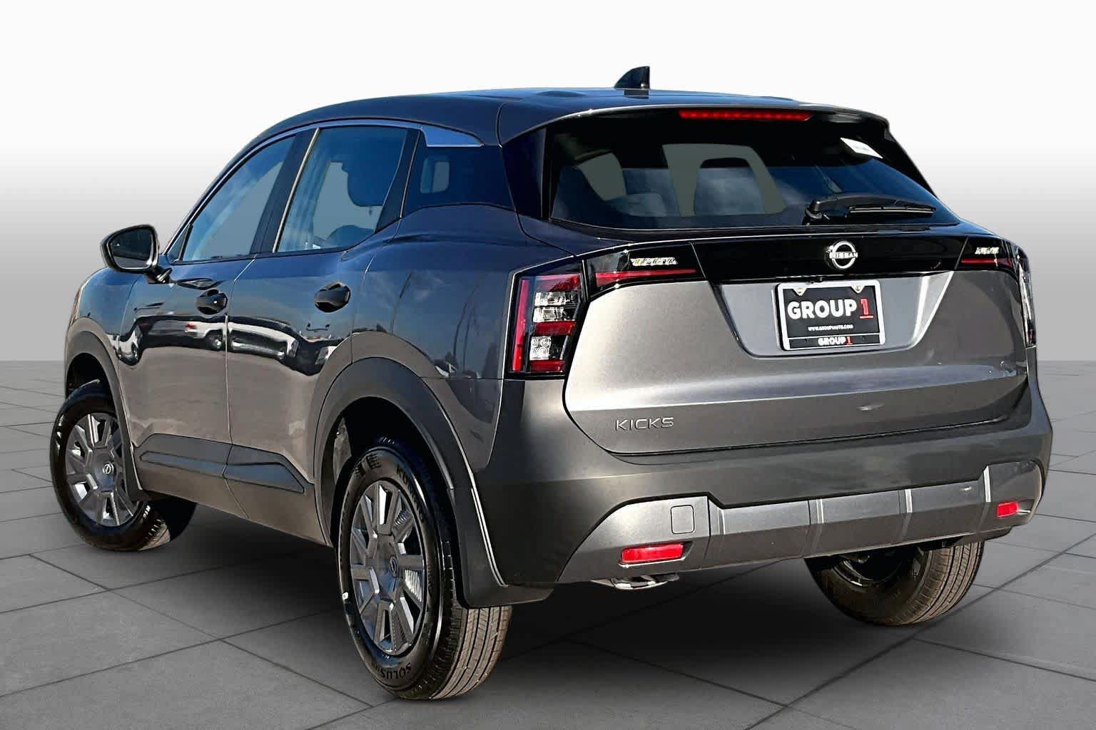 New 2027 Nissan Kicks S FWD image 12