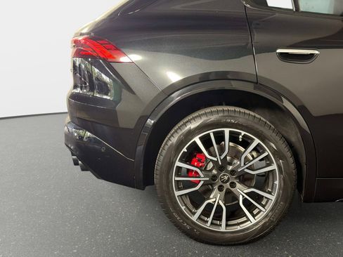 Used 2023 Maserati Grecale Modena AWD/4WD image 19