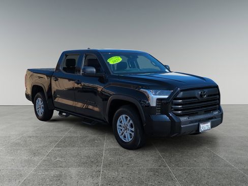 Used 2025 Toyota Tundra SR5 image 7