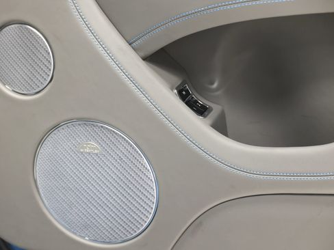 Used 2019 Bentley Bentayga image 91