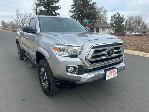 Used 2023 Toyota Tacoma SR image 7