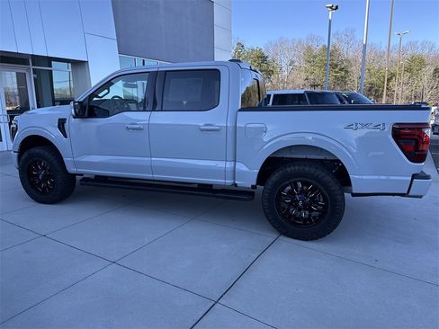 Used 2024 Ford F150 Lariat w/ Equipment Group 502A High image 4