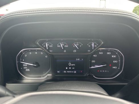 Used 2019 GMC Sierra 1500 AT4 w/ Driver Alert Package I image 19