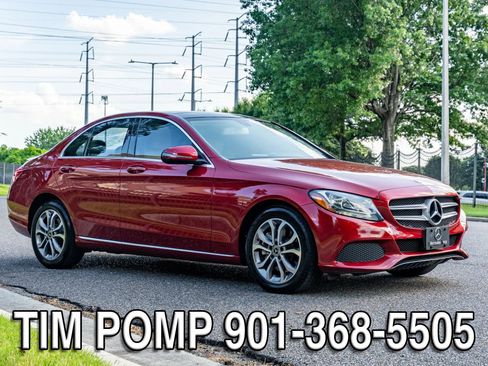 Used 2017 Mercedes-Benz C 300 4MATIC Sedan image 4