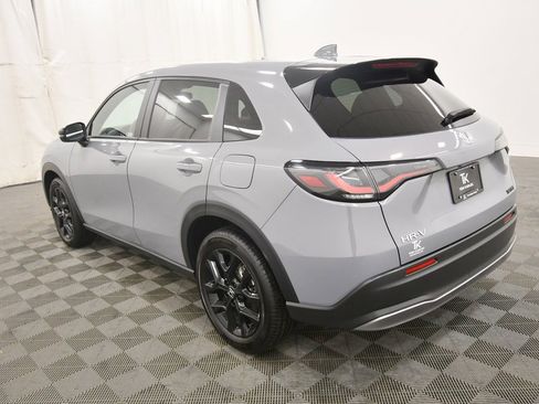 Certified 2023 Honda HR-V Sport image 5