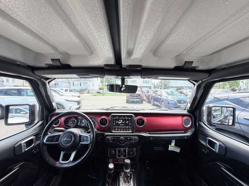 Used 2021 Jeep Wrangler Unlimited Rubicon AWD/4WD image 25