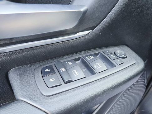 Certified 2022 RAM 1500 Big Horn image 38