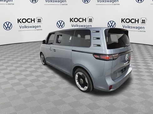 New 2025 Volkswagen ID. Buzz Pro S RWD image 7