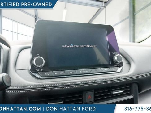 Used 2023 Nissan Rogue SV AWD/4WD image 8
