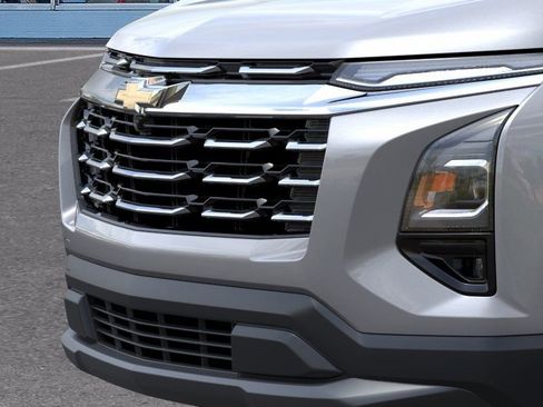New 2026 Chevrolet Equinox LT w/ Safety and Technology Package AWD/4WD image 13