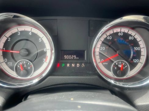 Used 2014 Dodge Grand Caravan American Value Package FWD image 8