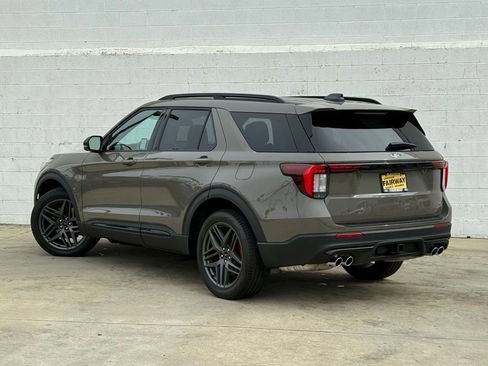 New 2026 Ford Explorer ST w/ Sun And Sound Package image 3