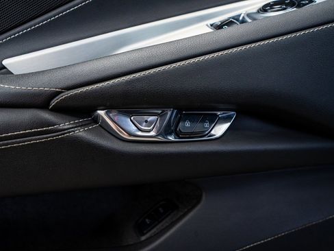 Used 2024 Chevrolet Corvette Stingray Coupe w/ 1LT image 38