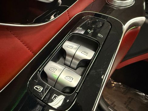 Used 2023 Mercedes-Benz S 580 4MATIC Sedan image 18