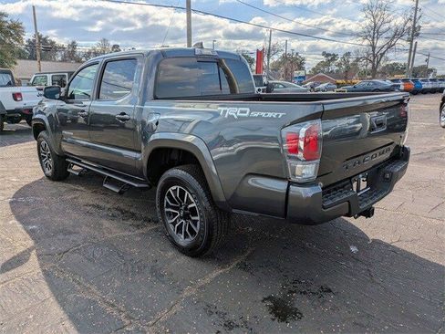 Used 2023 Toyota Tacoma TRD Sport image 6