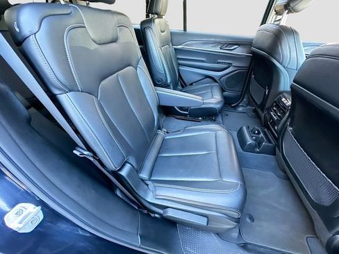 Used 2023 Jeep Grand Cherokee L Limited w/ Trailer Tow Group (B) image 31