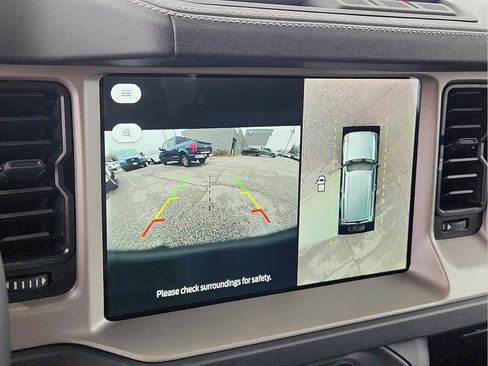 New 2026 Ford Bronco Outer Banks image 13