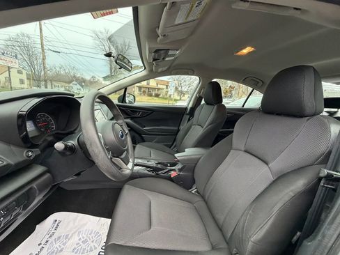 Used 2017 Subaru Impreza 2.0i AWD/4WD image 9