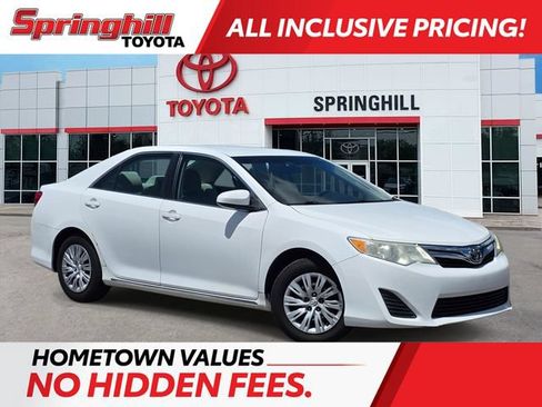 Used 2012 Toyota Camry LE FWD image 1