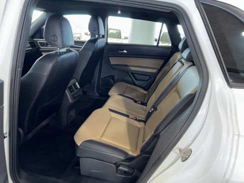 Used 2023 Volkswagen Atlas Cross Sport SEL R-Line image 15