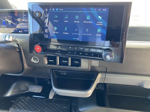Used 2024 Chevrolet Brightdrop 600 w/ Commercial Equipment Package AWD/4WD image 20