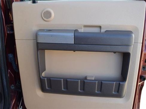 Used 2016 Ford F350 Lariat w/ Chrome Package image 41