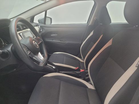 Used 2021 Nissan Versa SV FWD image 17