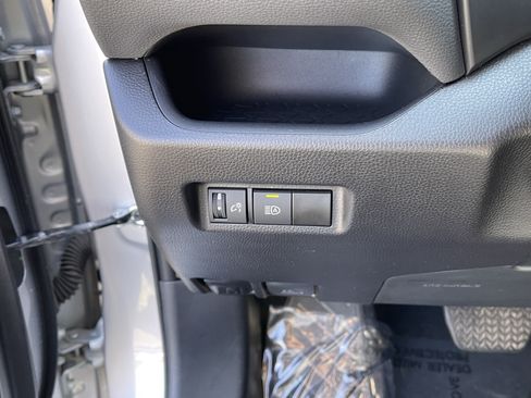 Certified 2025 Toyota RAV4 XLE AWD/4WD image 25