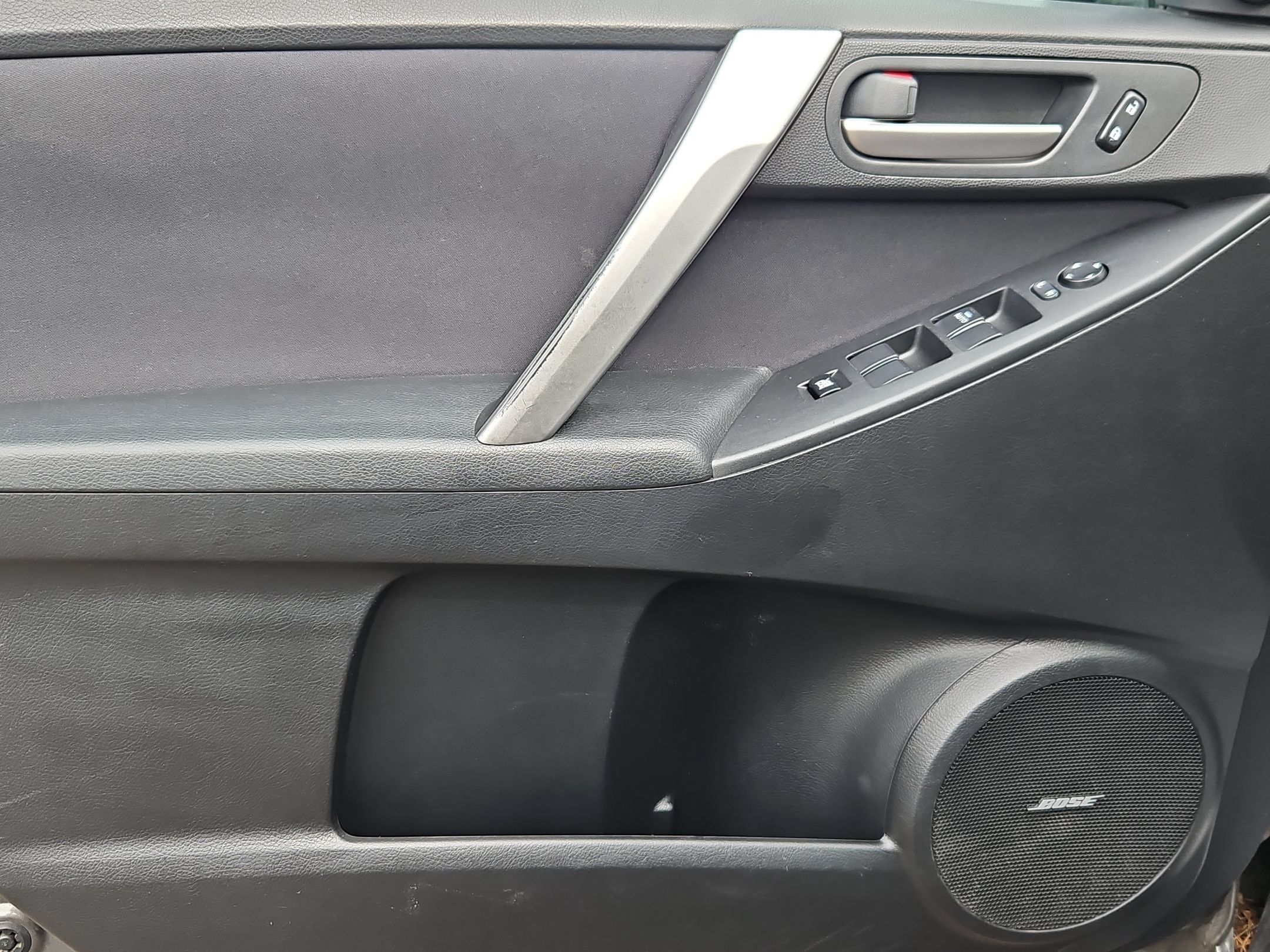 Used 2010 MAZDA MAZDA3 s Sport FWD image 9