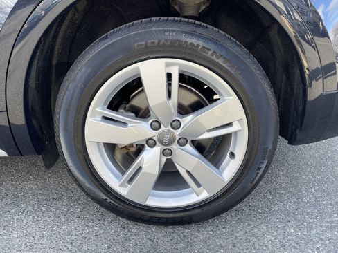 Used 2019 Audi Q5 2.0T Premium w/ Convenience Package image 13